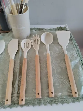 Set Utensili Cucina Silicone e Legno