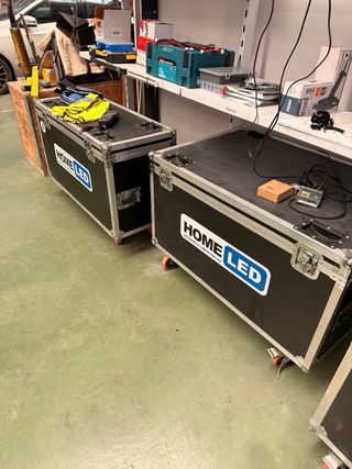 Flightcase Negro con Asas Metálicas