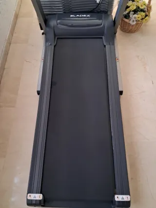 Cinta de Correr Bladez Fitness TR101i nueva