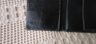 Cartera Carolina Herrera CH Negra y Dorada