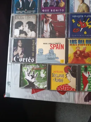 Lote A: 19 CDs Flamenco y Sevillanas