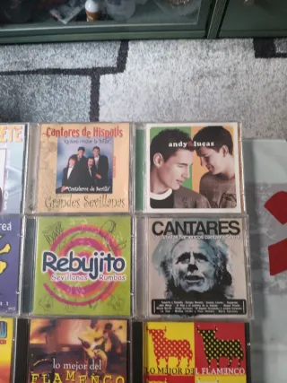 Lote A: 19 CDs Flamenco y Sevillanas