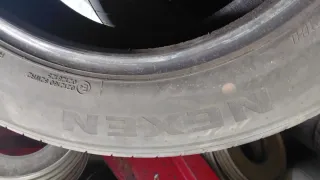 Neumático 205/60/16