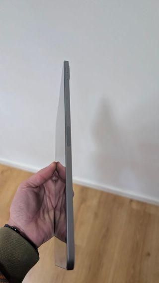 iPad Pro 11 M2 256GB + Magic Keyboard