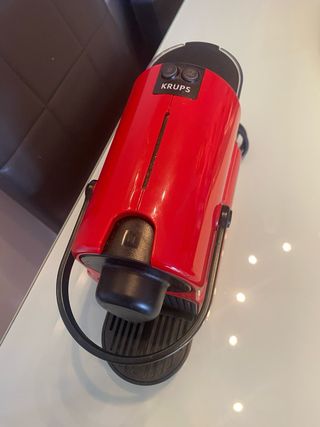 Cafetera Krups Inissia Roja