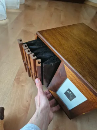 Mueble Madera Vintage Frances Giratorio de Fotos