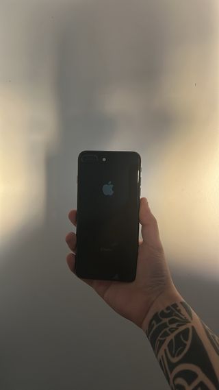 iPhone 8 Plus Gris Espacial 64GB