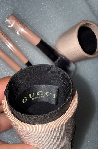 Set Brochas Maquillaje Gucci Beige/Negro