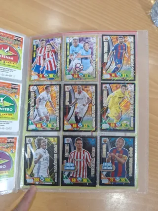 Álbum Adrenalyn XL 2016-17 Panini