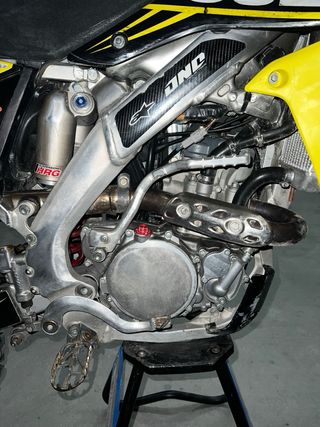 Suzuki RMZ 250 Cross 2016