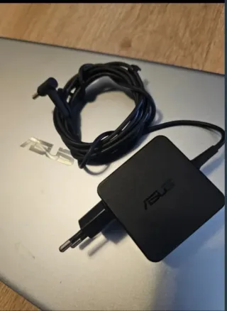 Portátil ASUS Vivobook X403FA