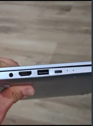 Portátil ASUS Vivobook X403FA