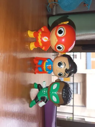 Juguetes Superhéroes Flash Superman Linterna Verde