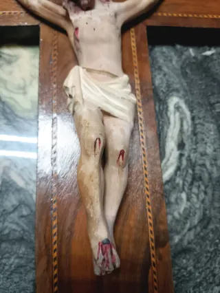 Crucifijo antiguo madera estuco