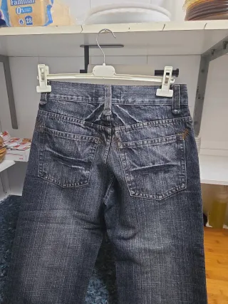 Pantalón vaquero azul oscuro talla 30