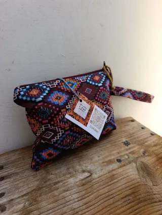 Pochette artigianale fantasia etnica