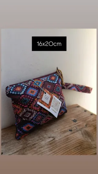 Pochette artigianale fantasia etnica