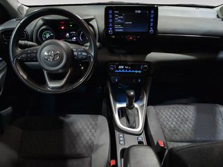 Toyota Yaris Active Plus
