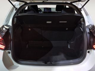 Toyota Yaris Active Plus