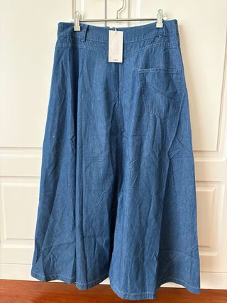 Falda larga azul estilo denim Mango. Nueva.