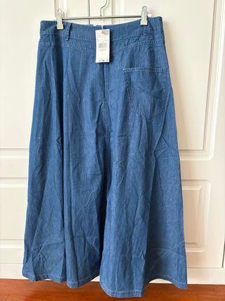 Falda larga azul estilo denim Mango. Nueva.