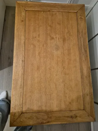 Mesa de centro colonial de madera