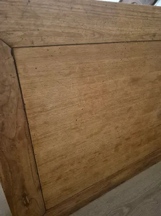 Mesa de centro colonial de madera