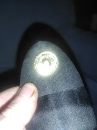 Bolso de fiesta raso negro con borla