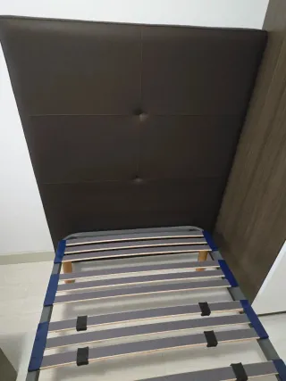 2 Cabeceros y 2 Somieres de Piel