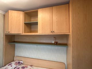 Dormitorio juvenil completo en beige y verde