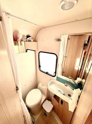 Caravana Adria Aviva 442ph