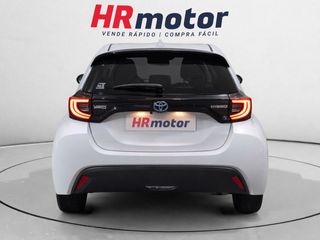 Toyota Yaris Active Plus