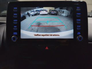 Toyota Yaris Active Plus