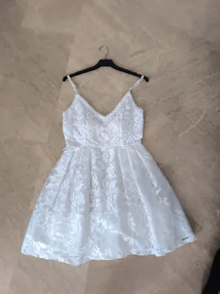 Vestido Rinascimento blanco tirantes eventos.