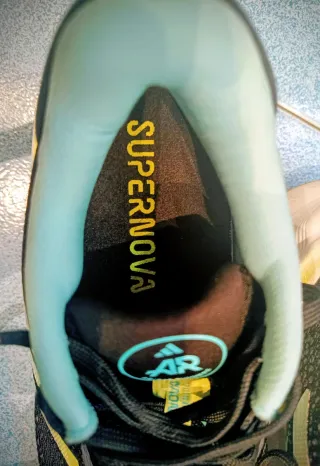 Zapatillas Running Adidas Supernova Negras/Verdes