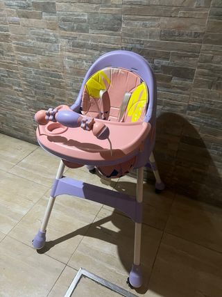 Trona para bebé color lila y rosa