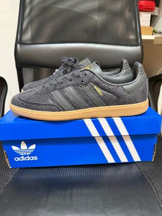 Adidas Samba Gris y Dorado