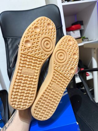 Adidas Samba Gris y Dorado