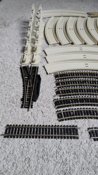 Lima rotaie per plastico ferroviario