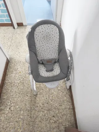 Hamaca bebé Jane gris estrellas.