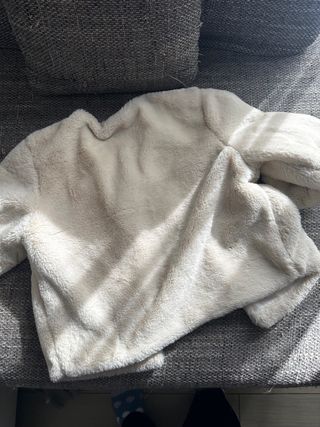 Pelliccia corta color panna