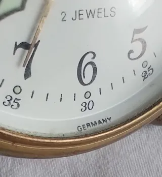 Orologio da tavolo Melux con sveglia