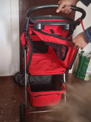 Carrito para perro casi nuevo.
