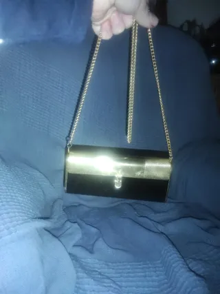 Bolso de fiesta cofre vintage negro y dorado