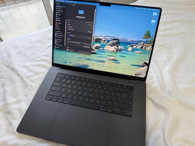 MacBook Pro 16 M4 Max 48GB/1TB afbeelding 4