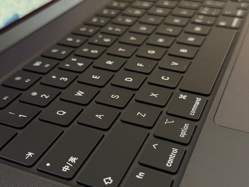 MacBook Pro 16 M4 Max 48GB/1TB afbeelding 3