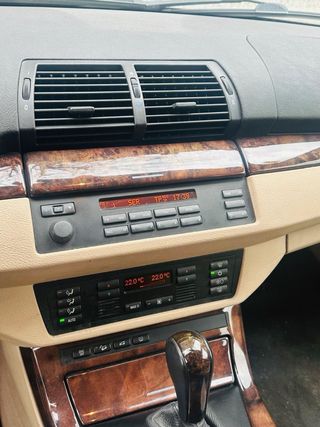 BMW X5 2005