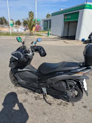 SYM JET X 125cc Scooter Automática Negra
