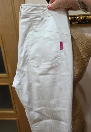 Lote 3 prendas: pantalón y blusa