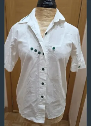 Lote 3 prendas: pantalón y blusa